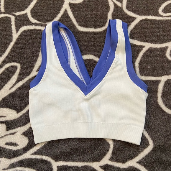 Aerie Tank - Picture 2 of 3